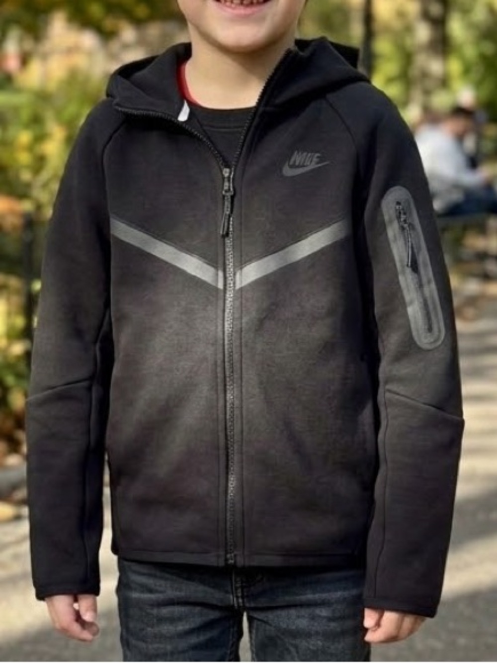 Nike Tech Fleece Kids large Black Full Zip Hooded Hoodie Sweatshirt Pockets